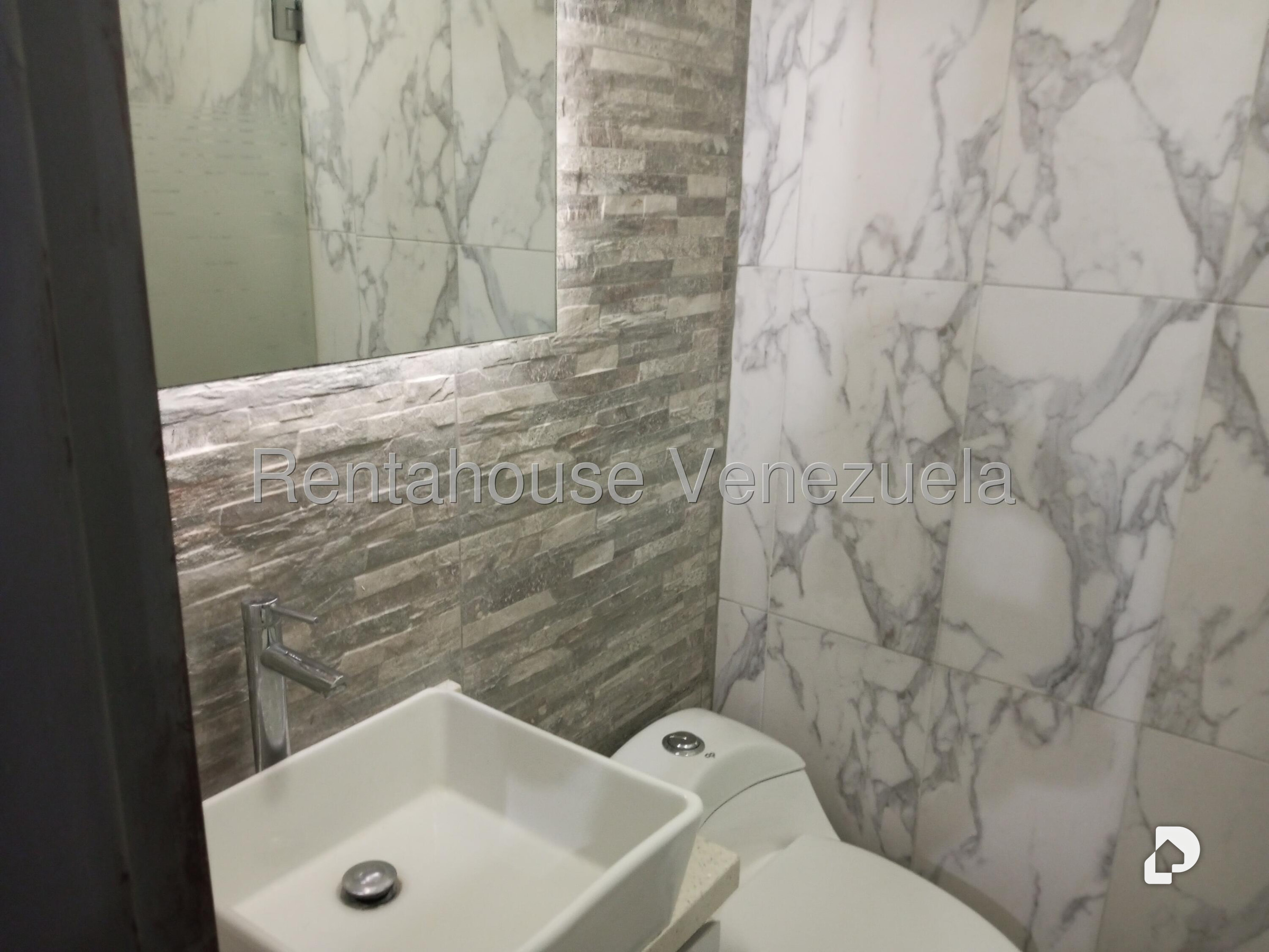 Apartamento en Parroquia La Candelaria, Caracas – 13