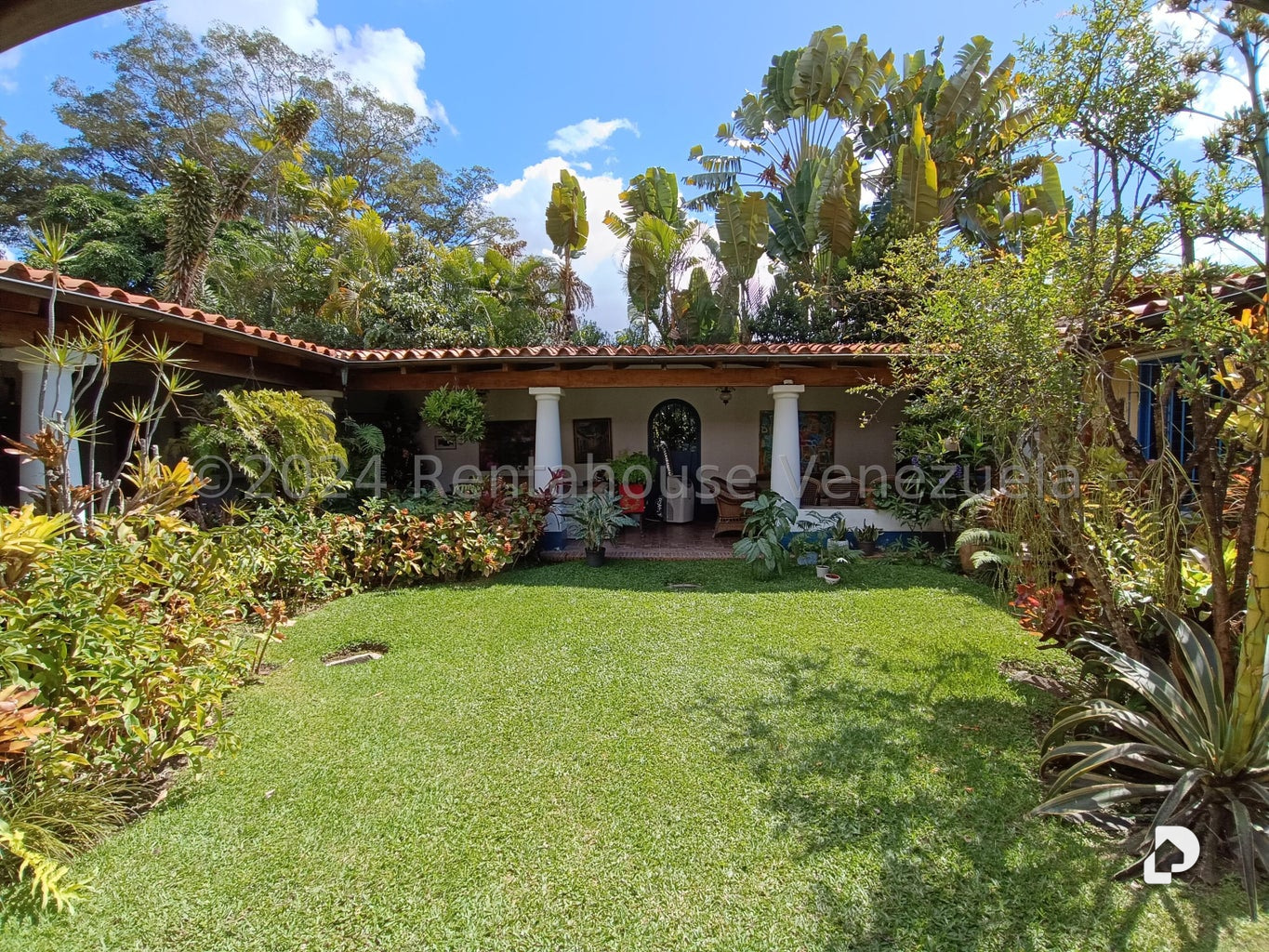 Casa en Los Chorros, Caracas – 12