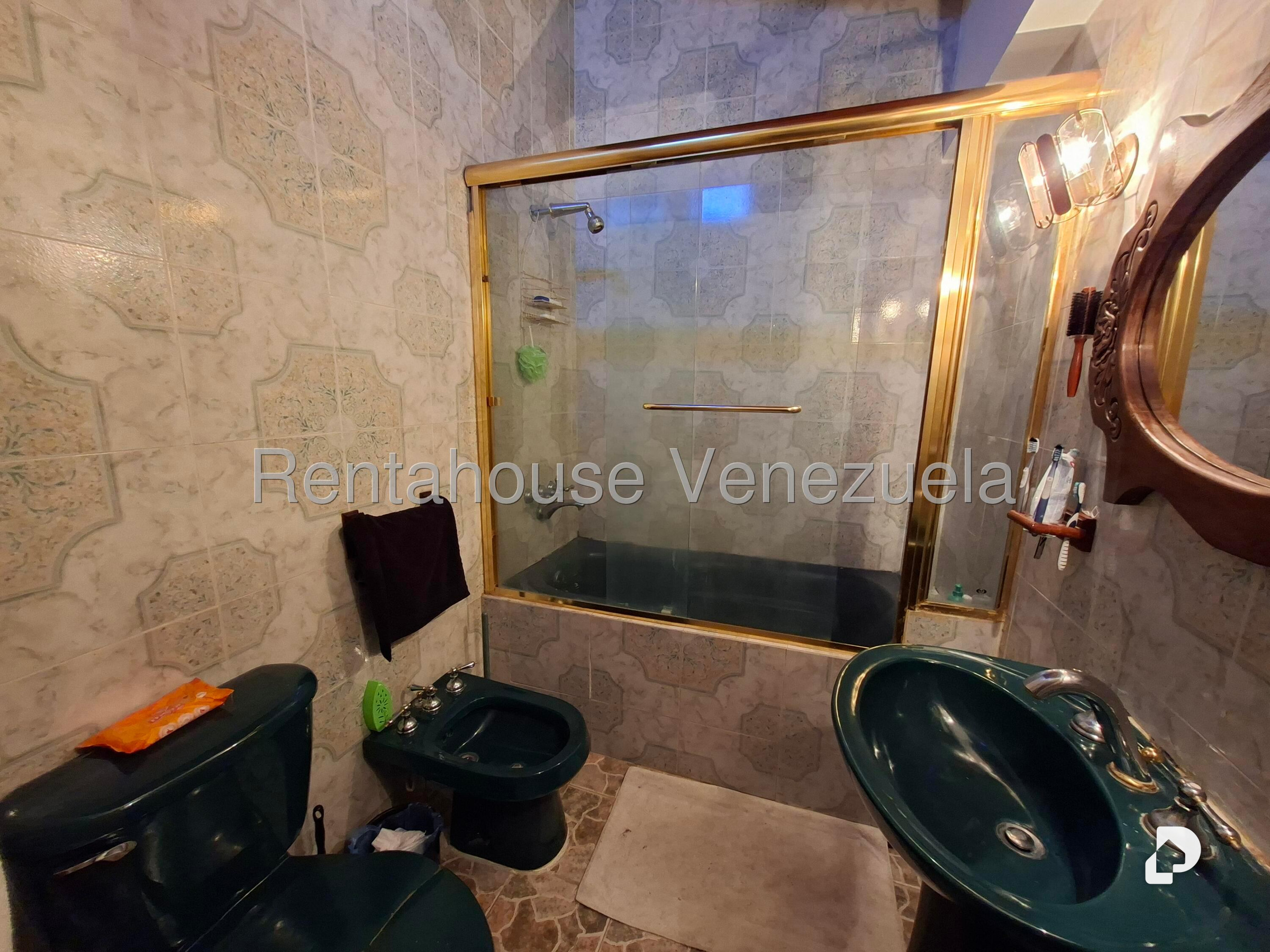 Anexo en Altamira, Caracas – 12