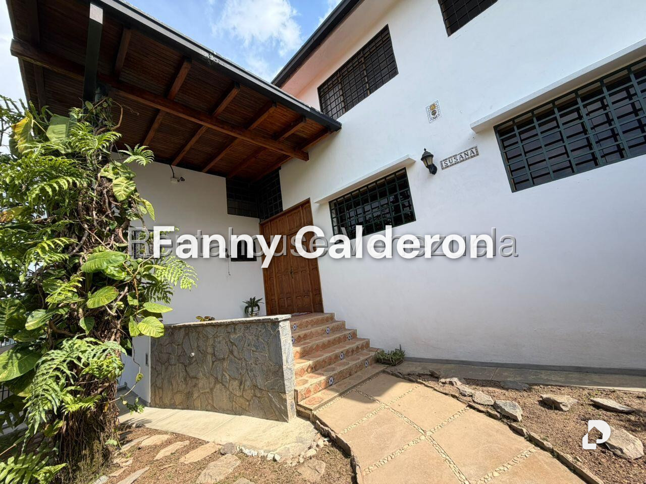 Casa en Lomas De La Trinidad, Caracas – 3