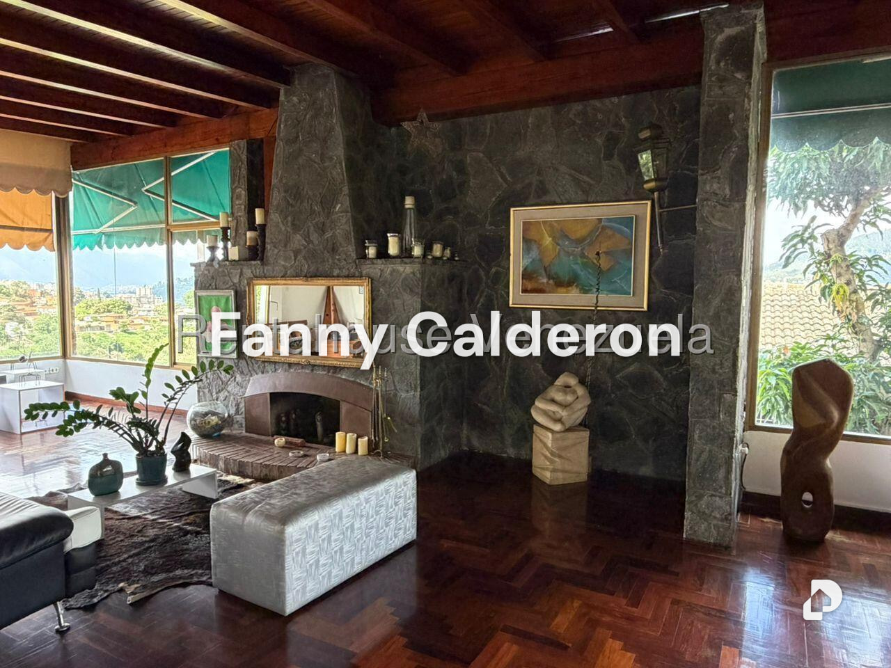 Casa en Lomas De La Trinidad, Caracas – 19