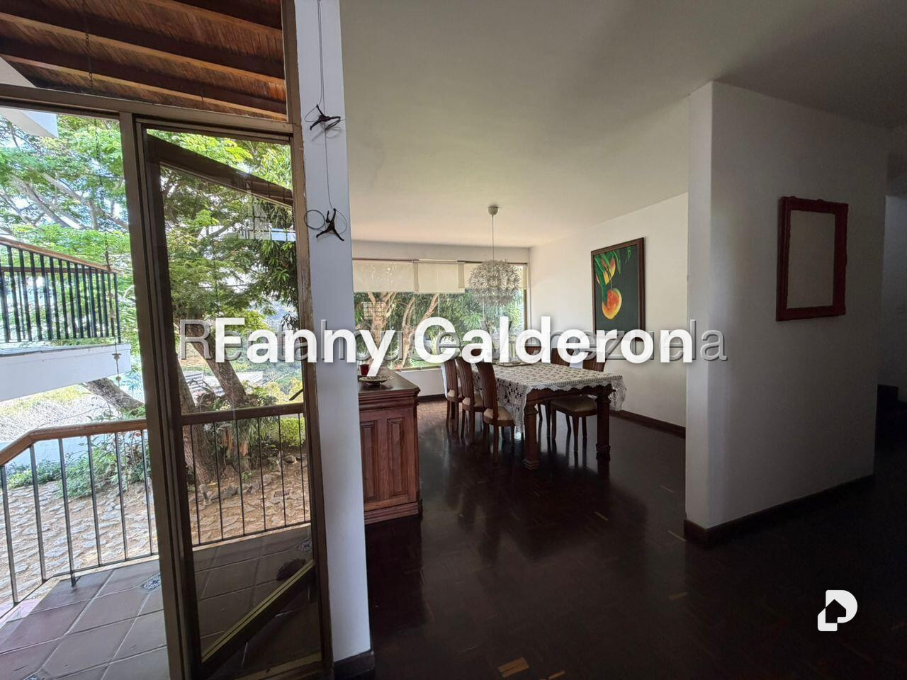 Casa en Lomas De La Trinidad, Caracas – 16