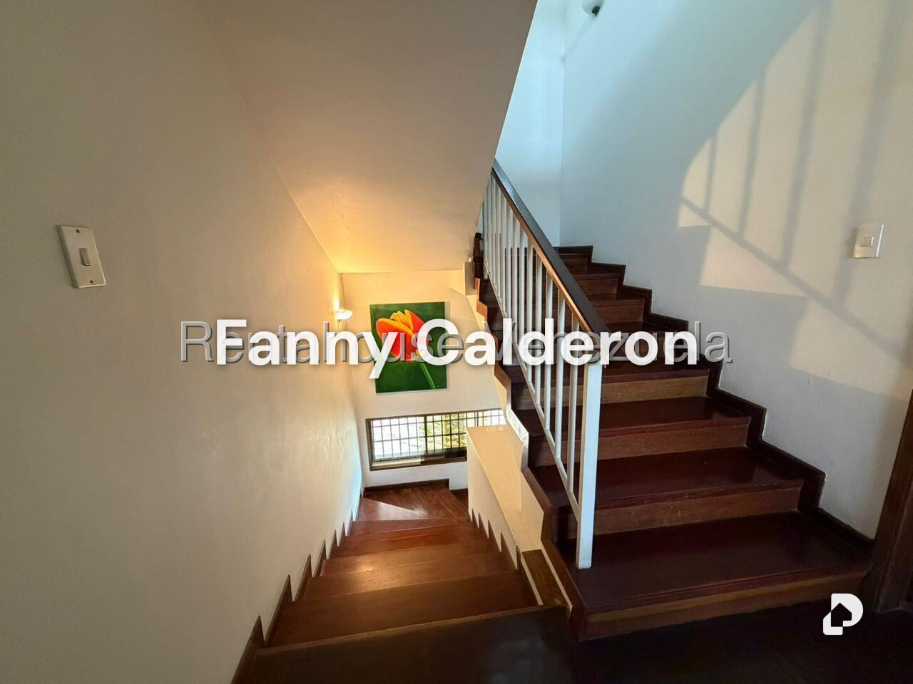 Casa en Lomas De La Trinidad, Caracas – 29
