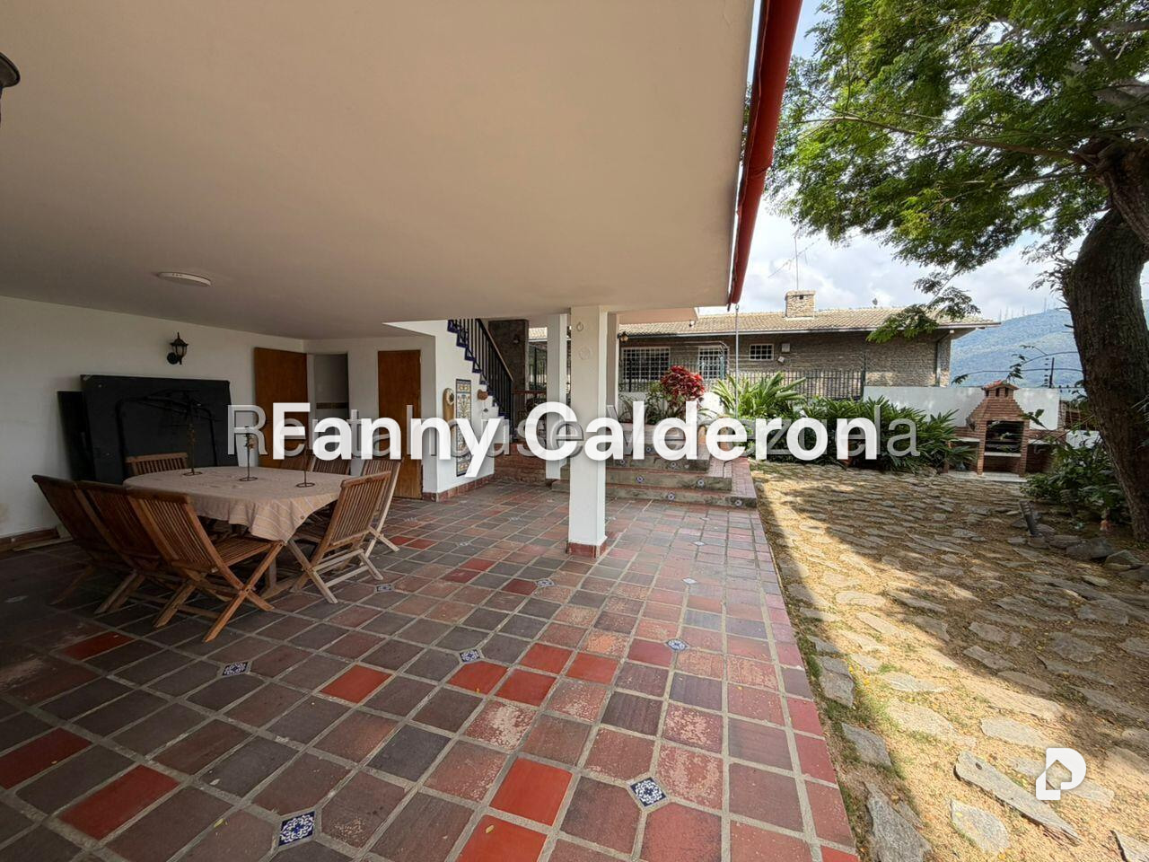 Casa en Lomas De La Trinidad, Caracas – 9