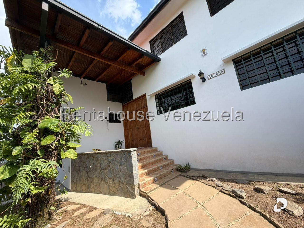 Casa en Lomas De La Trinidad, Caracas