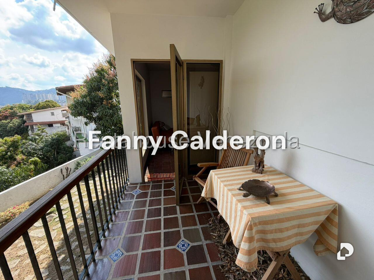 Casa en Lomas De La Trinidad, Caracas – 26