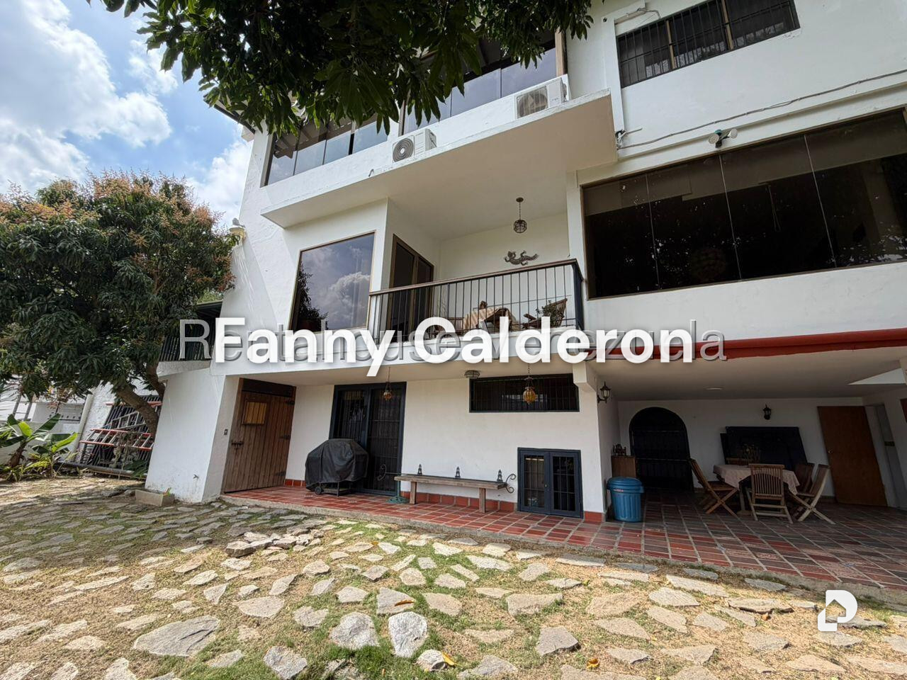 Casa en Lomas De La Trinidad, Caracas – 5