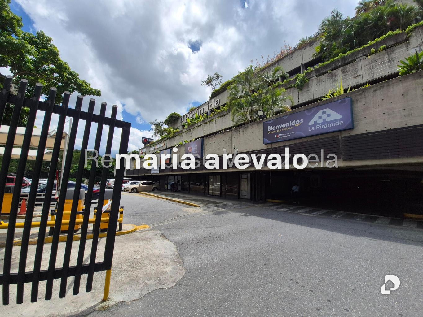 Oficina en Prados del Este, Caracas – 29