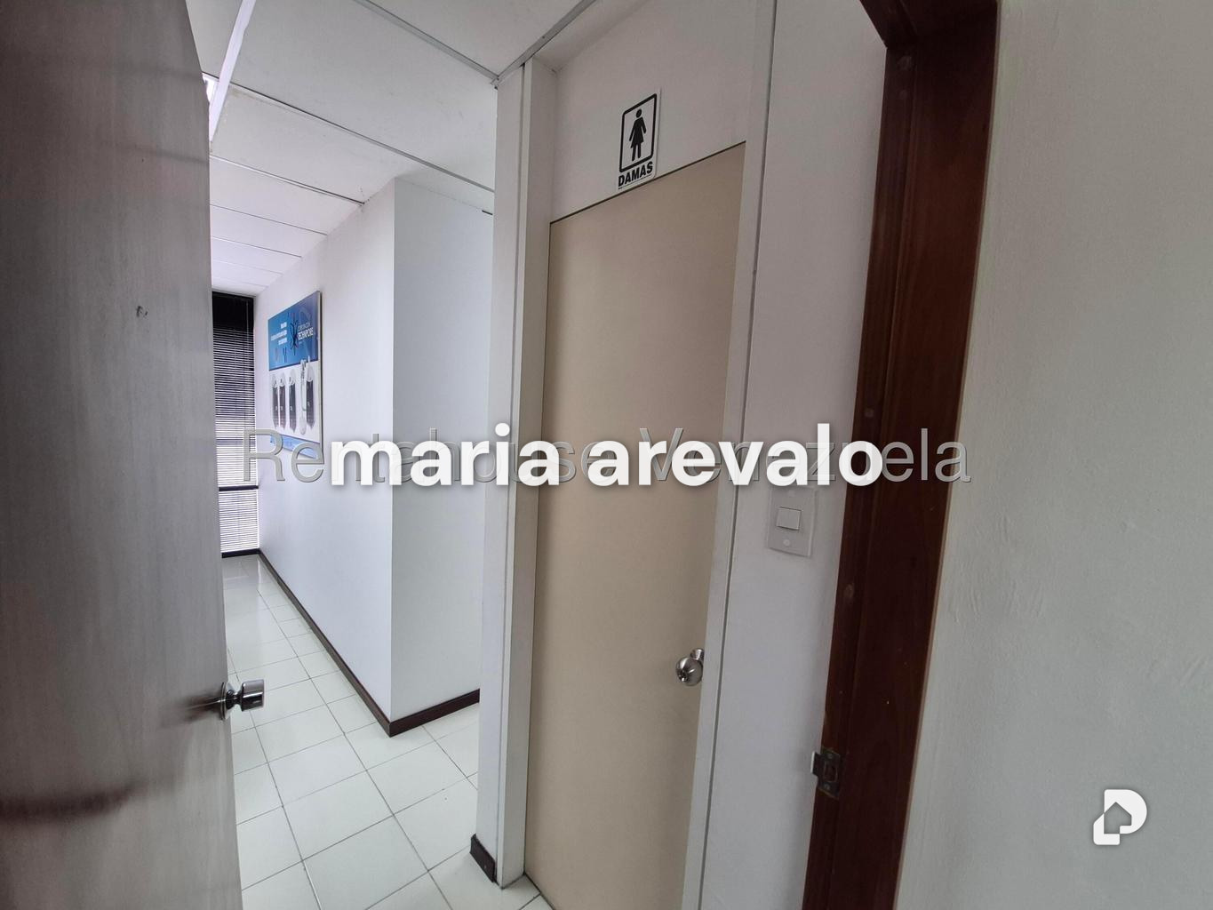 Oficina en Prados del Este, Caracas – 18