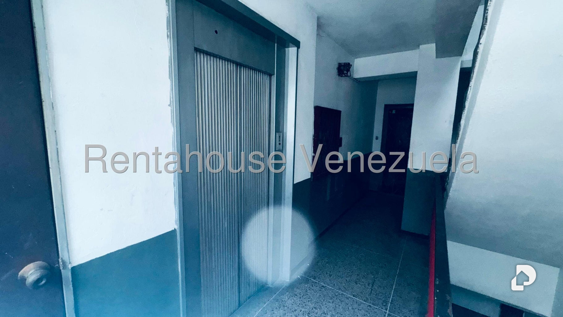 Edificio en Parroquia Altagracia, Caracas – 18