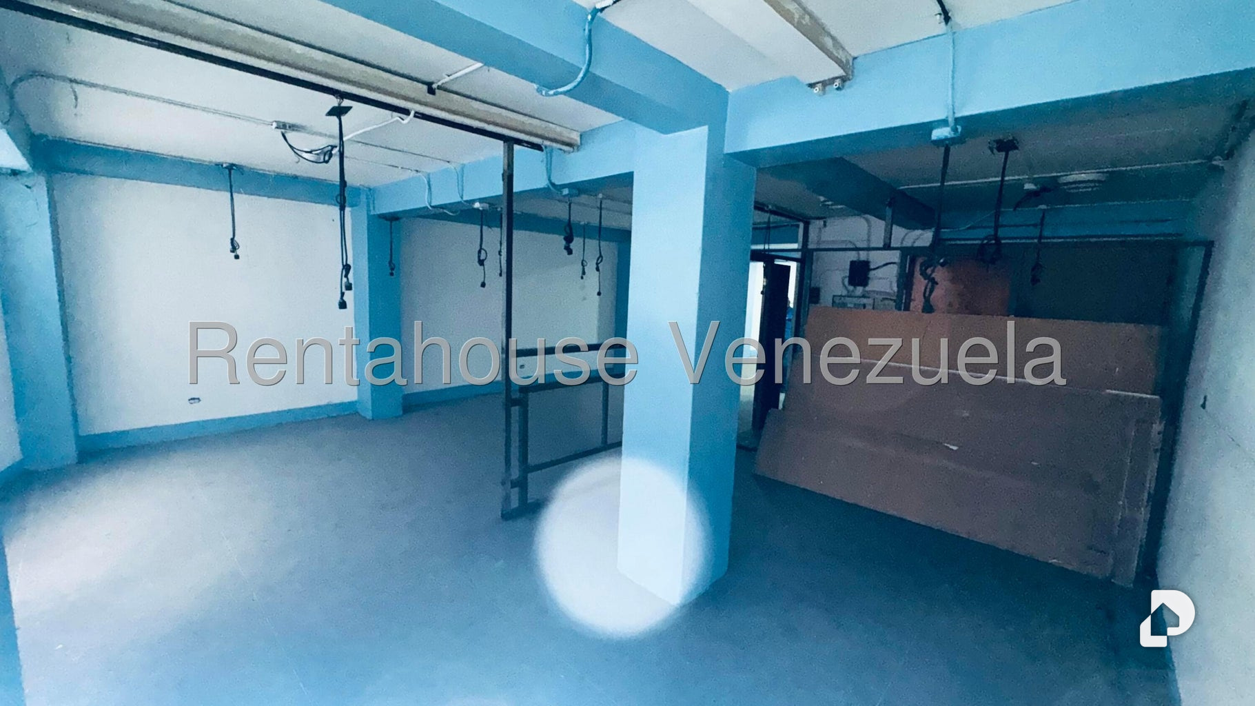 Edificio en Parroquia Altagracia, Caracas – 25