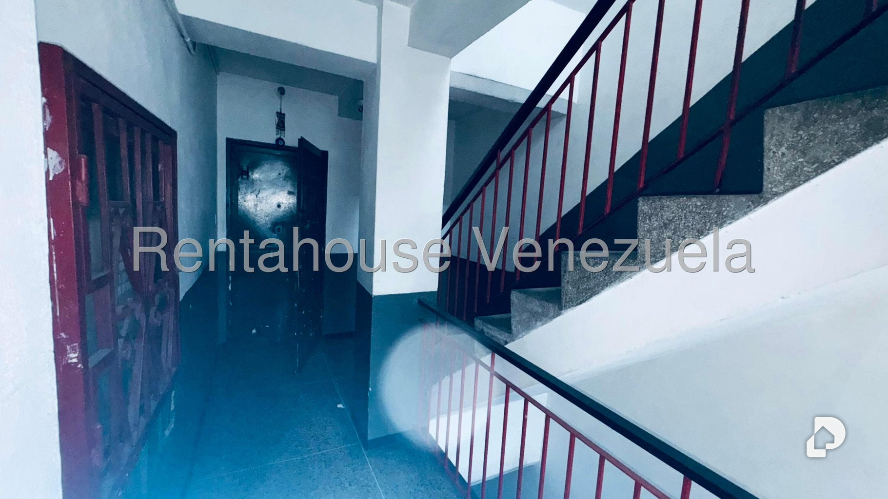 Edificio en Parroquia Altagracia, Caracas – 21