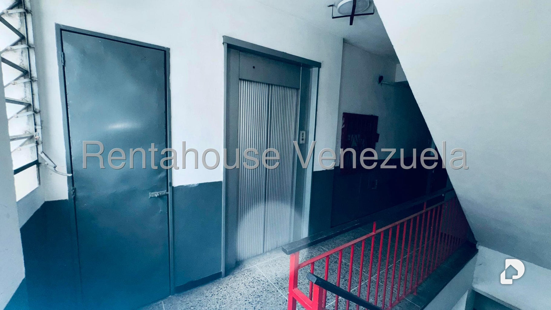 Edificio en Parroquia Altagracia, Caracas – 20