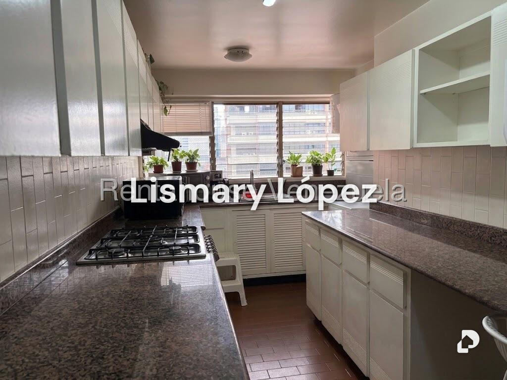 Apartamento en El Rosal, Caracas – 20
