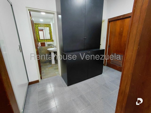 Oficina en La Castellana, Caracas – 10
