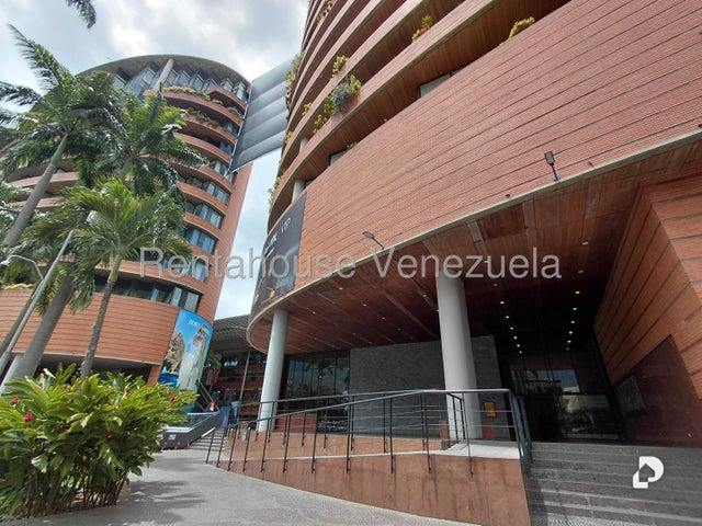 Oficina en La Castellana, Caracas – 11