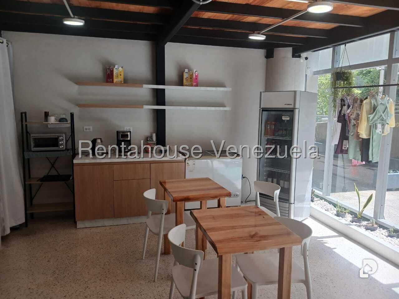 Local comercial en La Trinidad, Caracas – 13