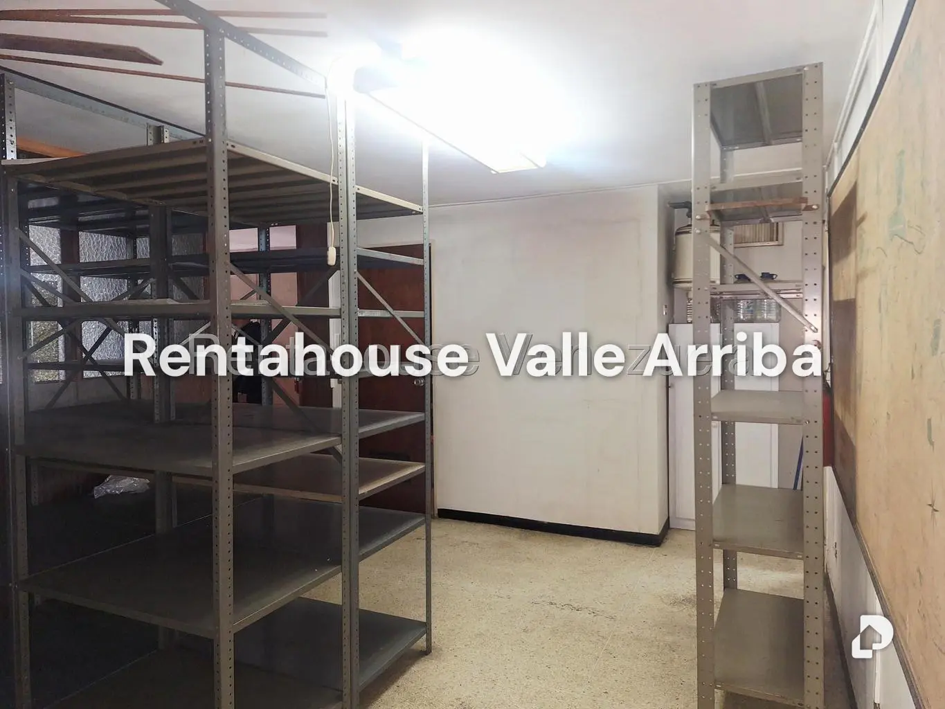 Local comercial en La California Norte, Caracas – 19