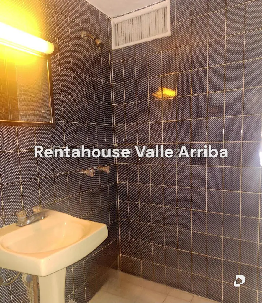 Local comercial en La California Norte, Caracas – 22