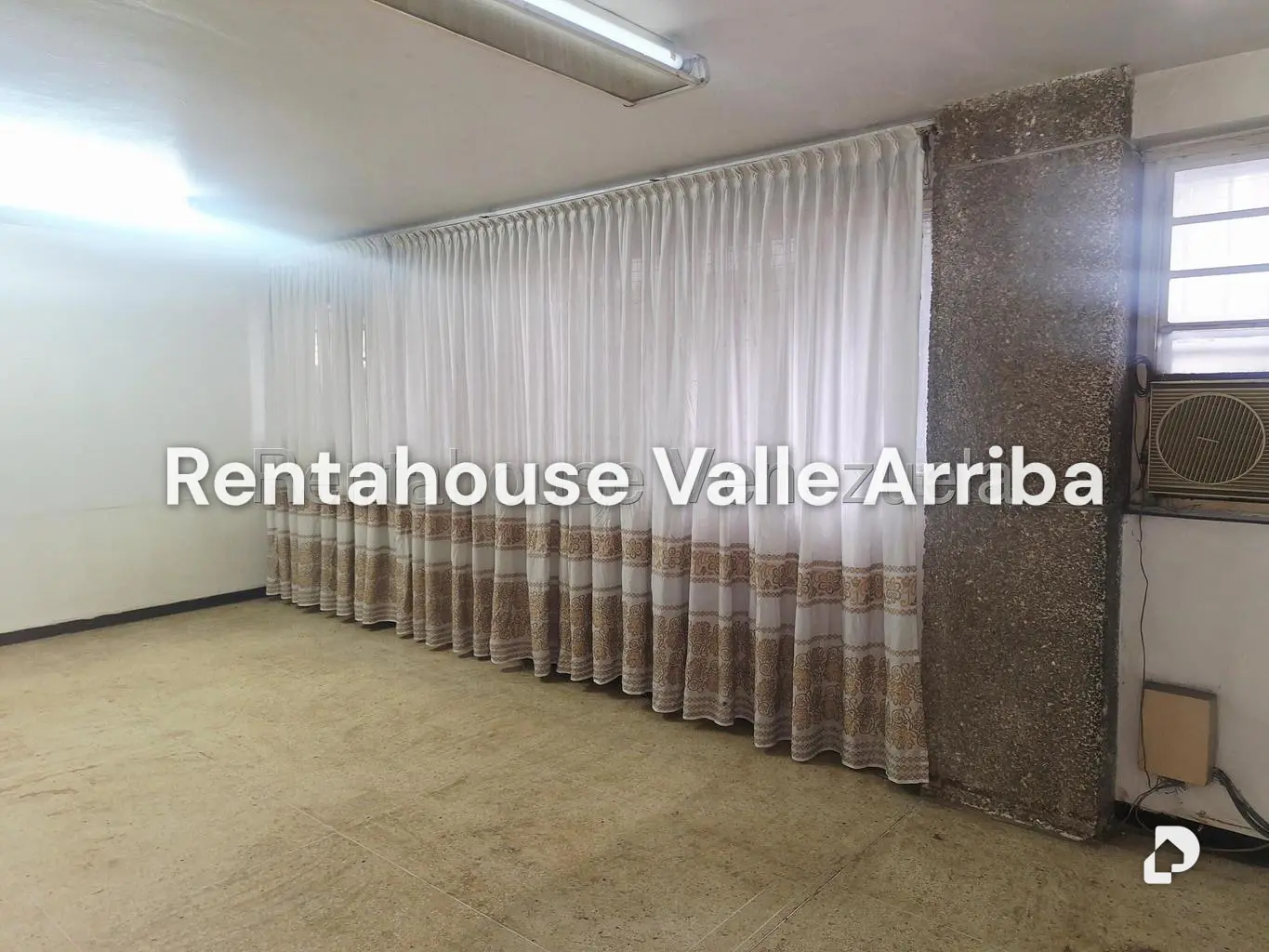 Local comercial en La California Norte, Caracas – 13