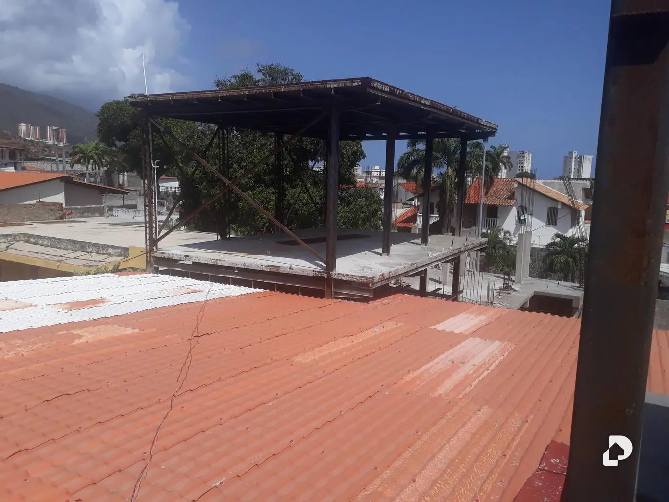 Galpón en Los Corales, Caraballeda