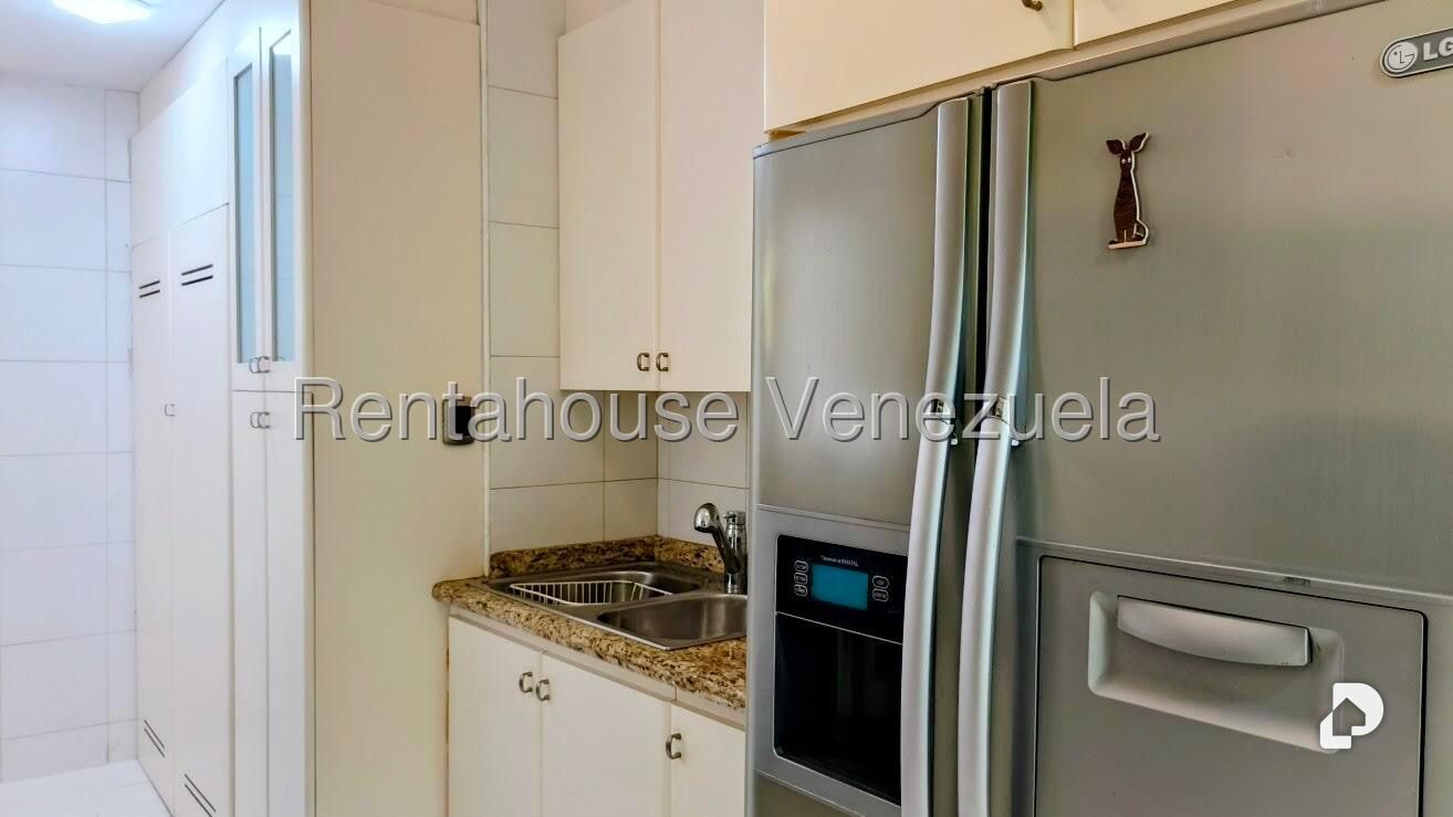 Apartamento en La Urbina, Caracas – 12