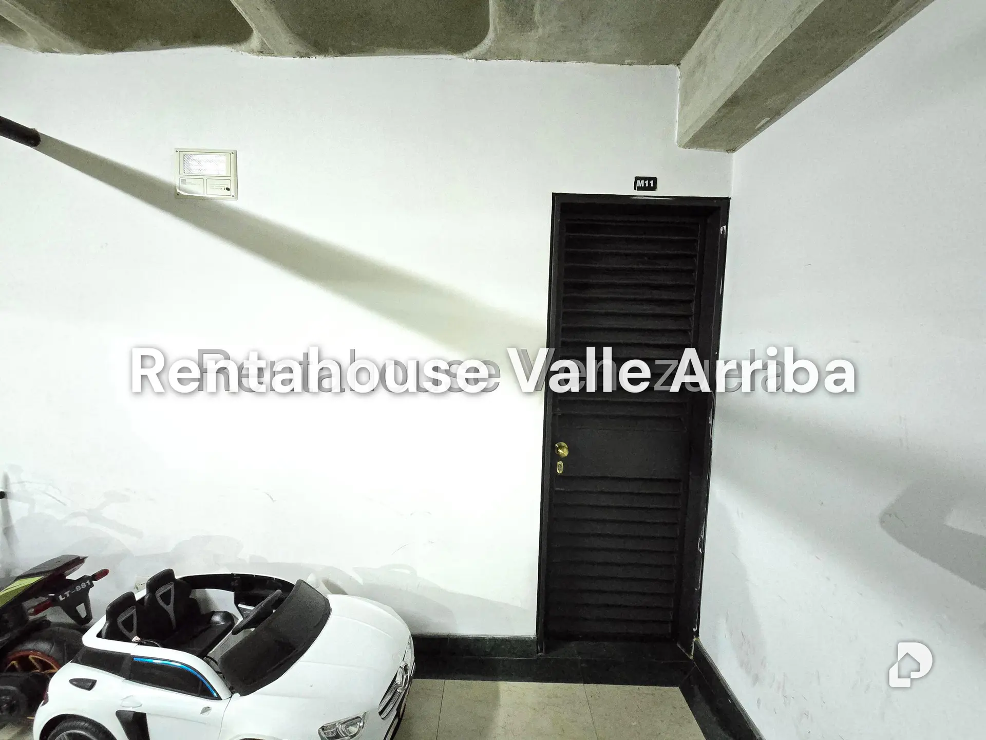 Apartamento en Campo Alegre, Caracas – 28
