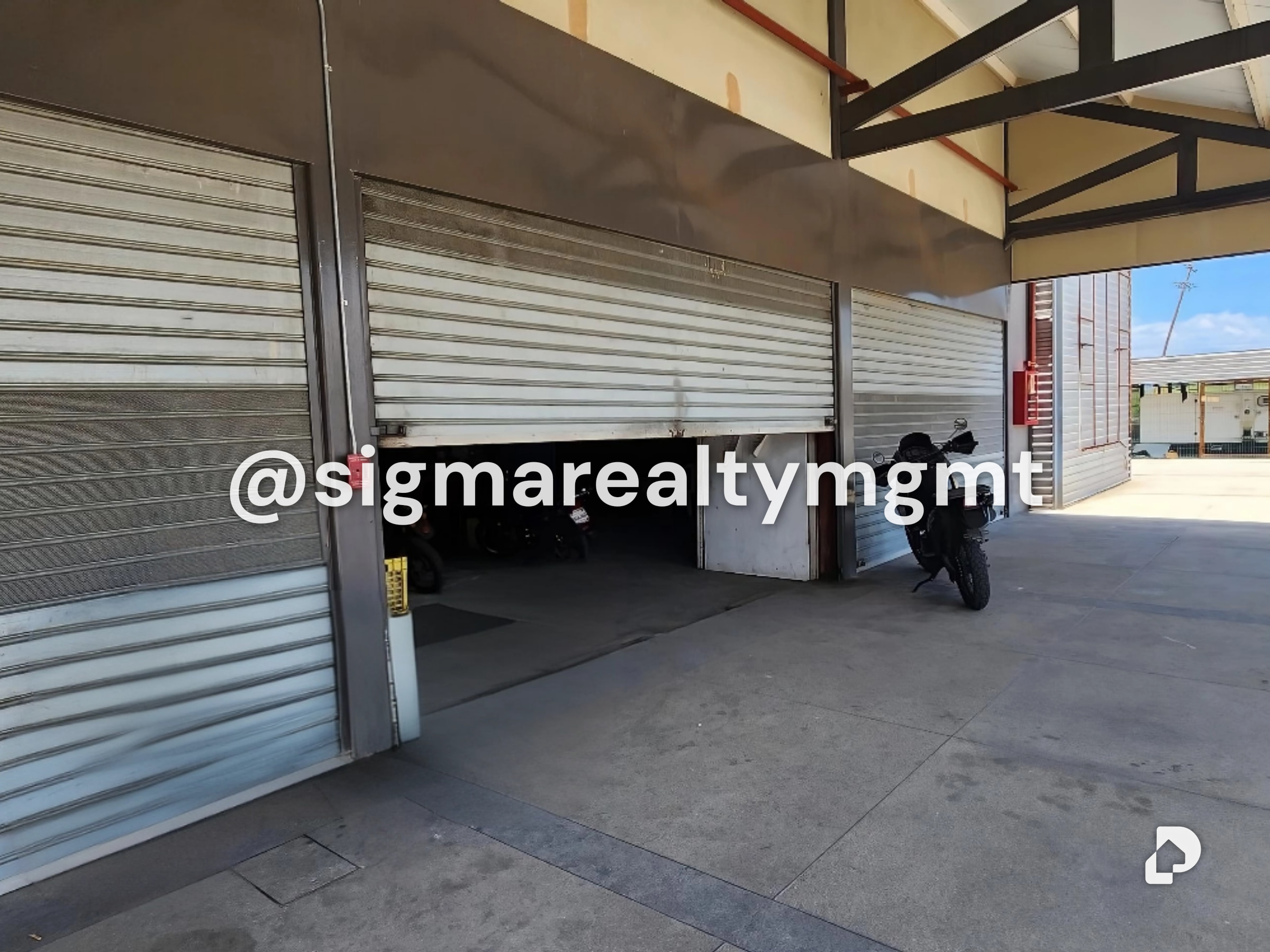 Local comercial en El Recreo, Valencia – 2