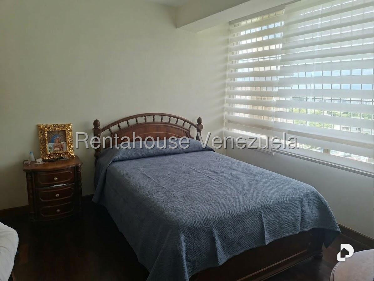 Apartamento en Santa Rosa de Lima, Caracas – 10