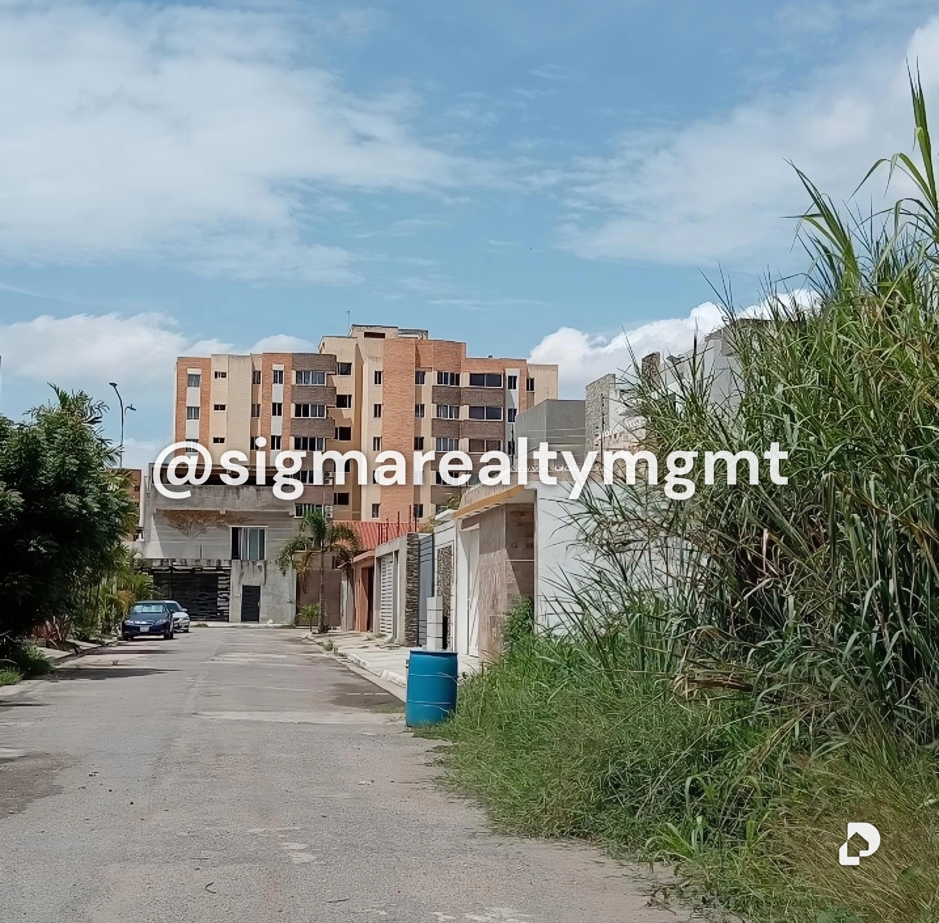 Terreno en Ciudad Jardin Mañongo, Valencia – 5