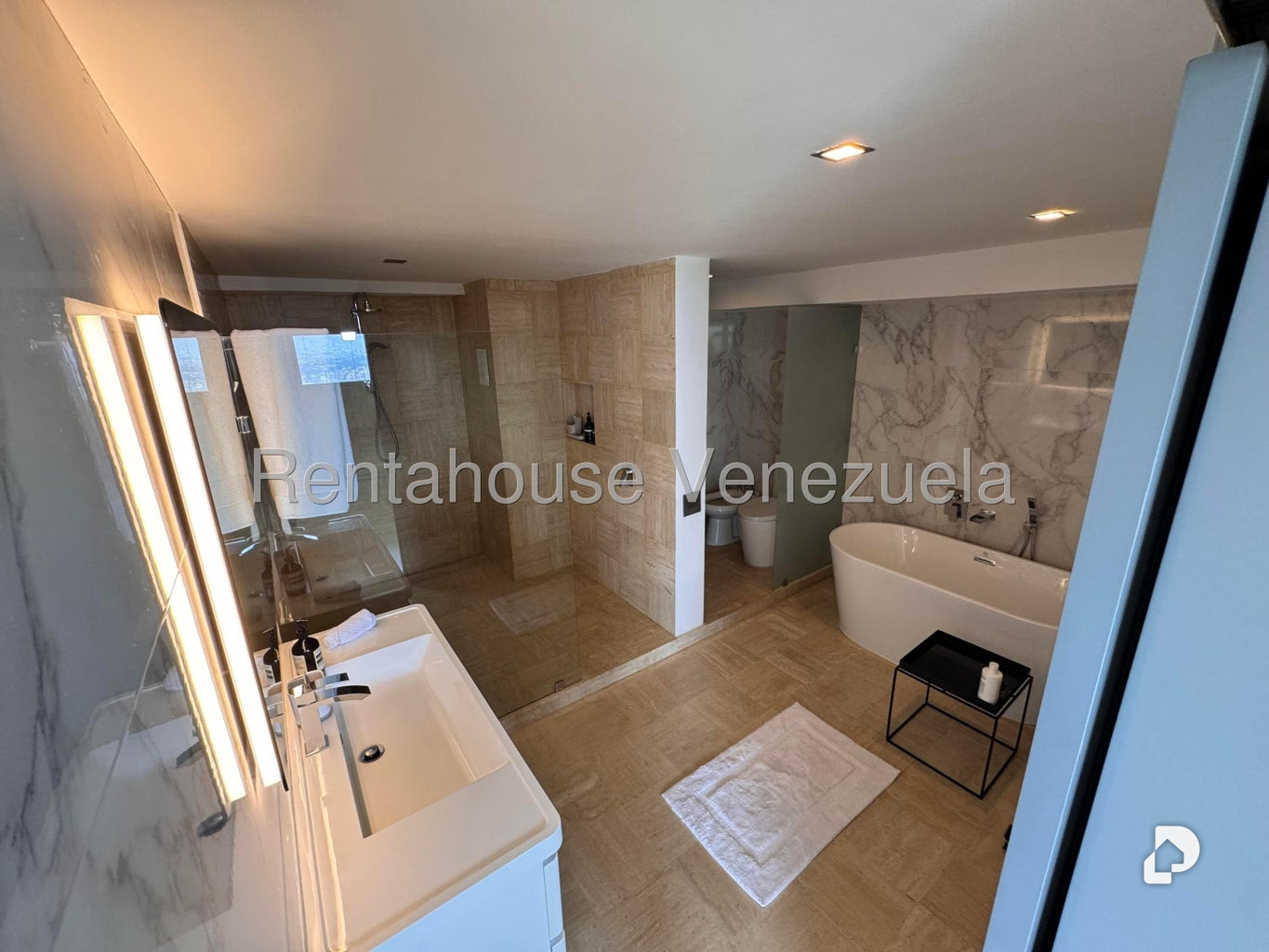 Apartamento en Alto Hatillo, Caracas – 11