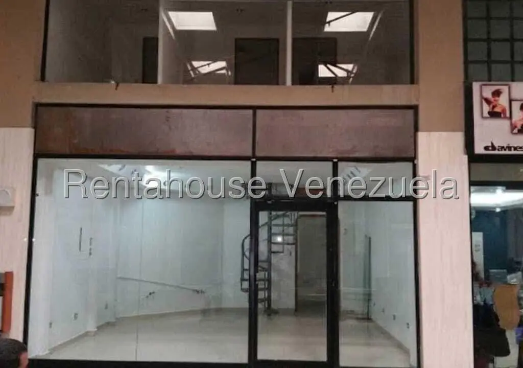 Local comercial en Sector Buenaventura, Guatire - 1