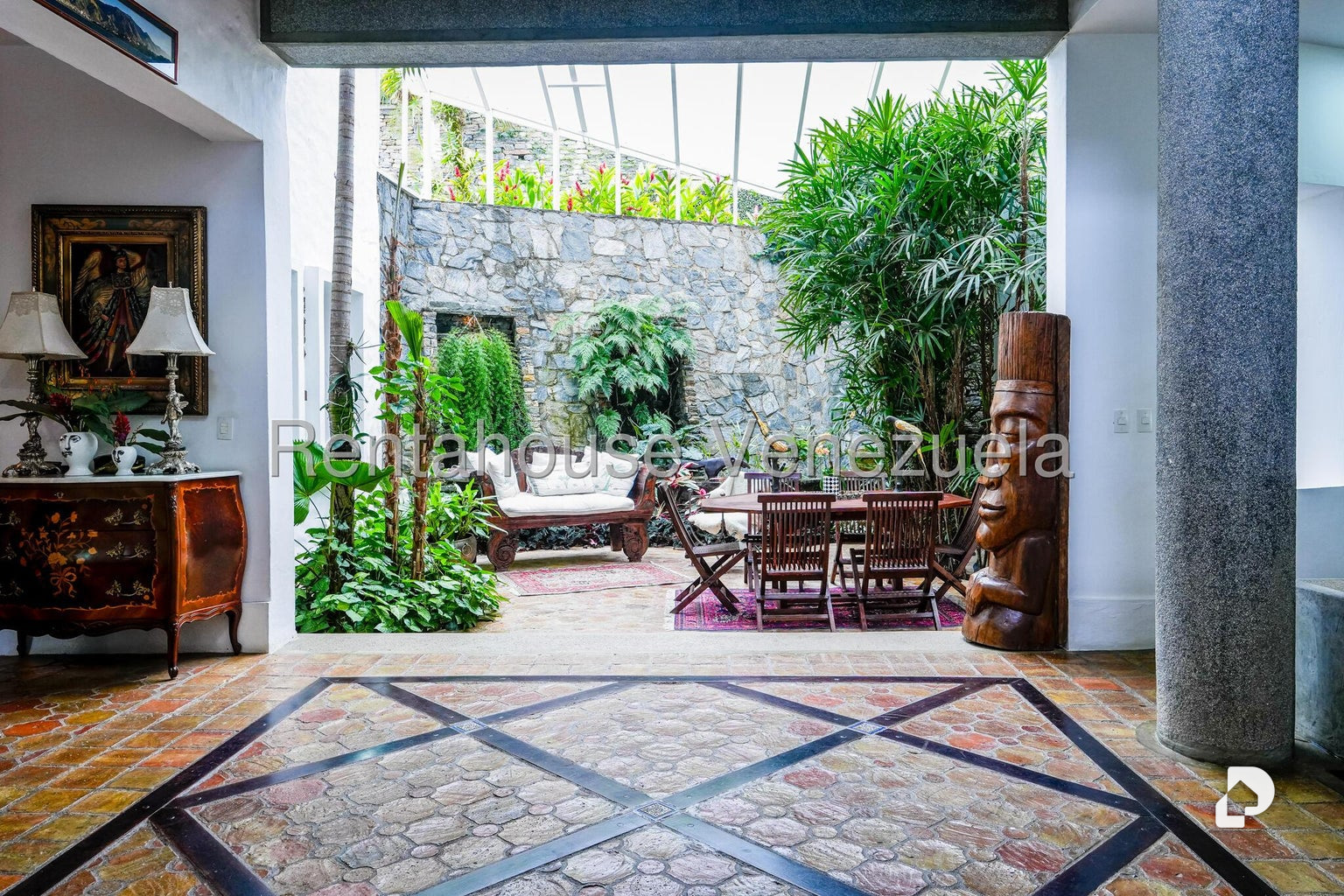 Casa en Oripoto, Caracas – 13