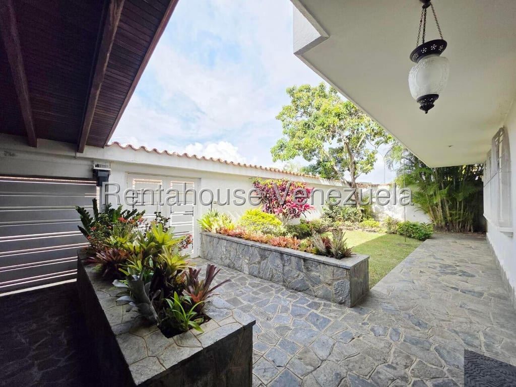 Casa en Lomas de La Lagunita, Caracas