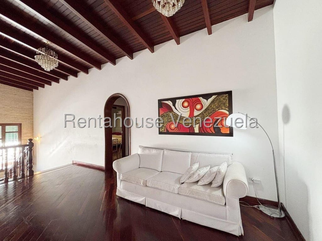 Casa en Lomas de La Lagunita, Caracas