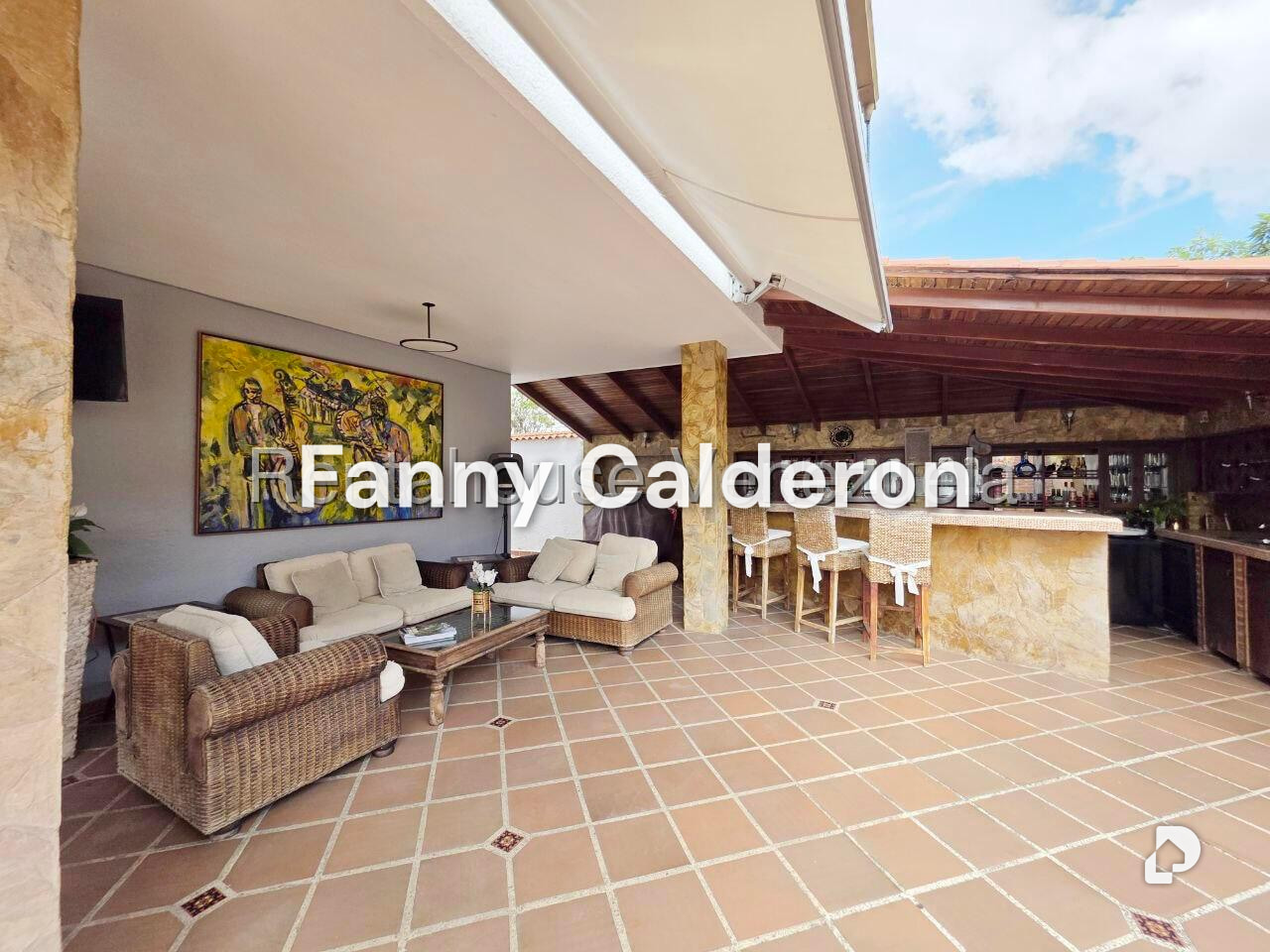 Casa en Lomas de La Lagunita, Caracas – 24
