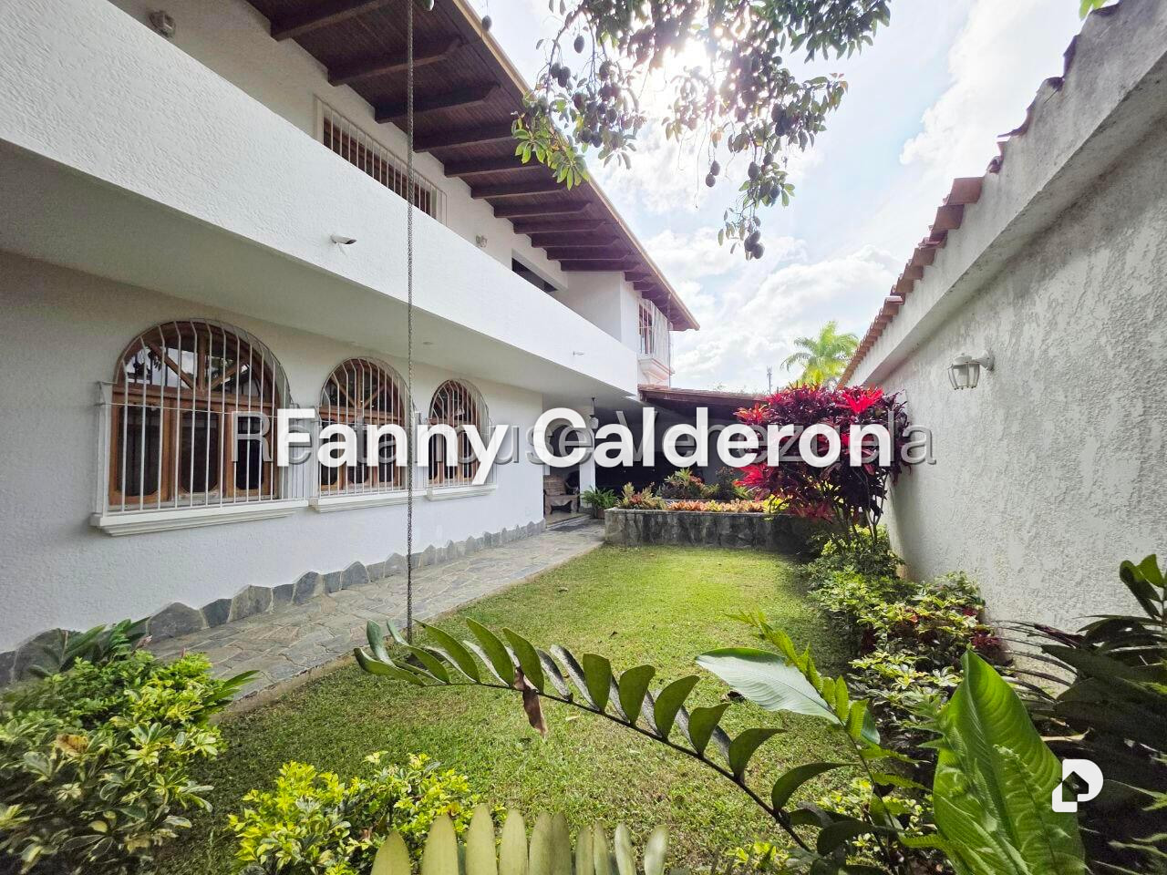 Casa en Lomas de La Lagunita, Caracas – 2