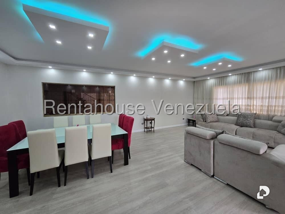 Casa en Vista Alegre, Caracas – 12