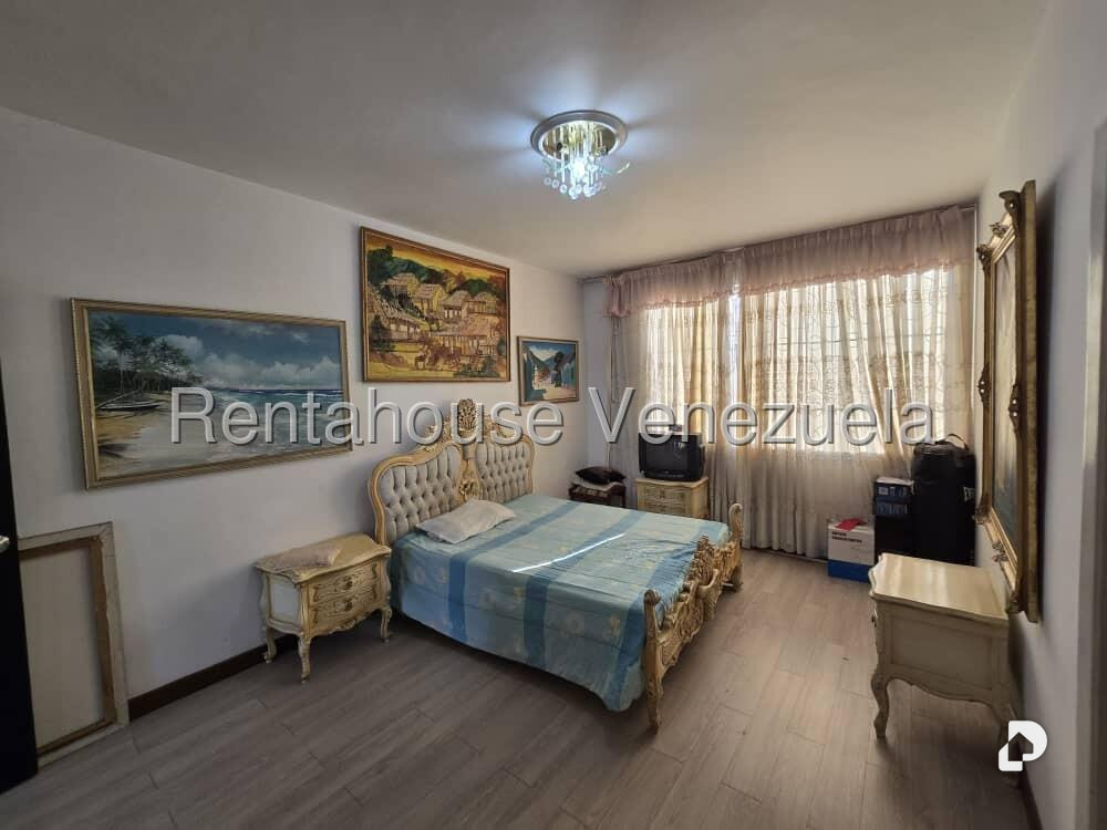 Casa en Vista Alegre, Caracas – 24