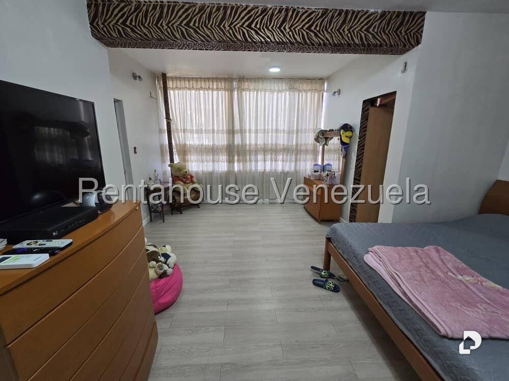 Casa en Vista Alegre, Caracas – 27