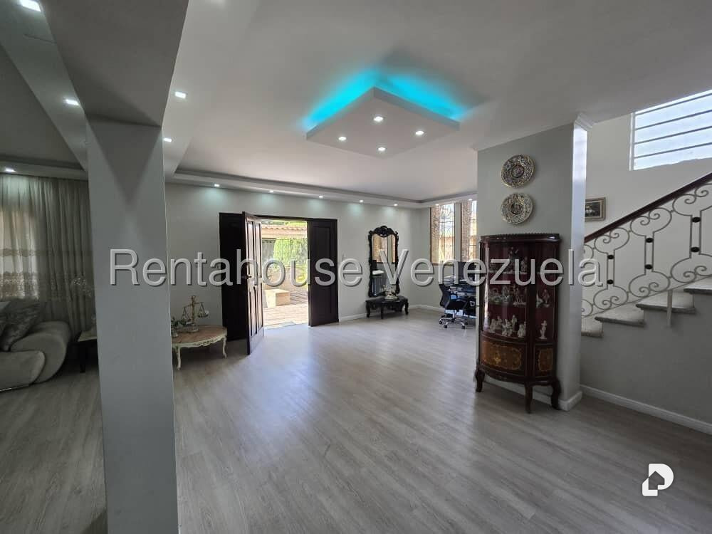 Casa en Vista Alegre, Caracas – 11