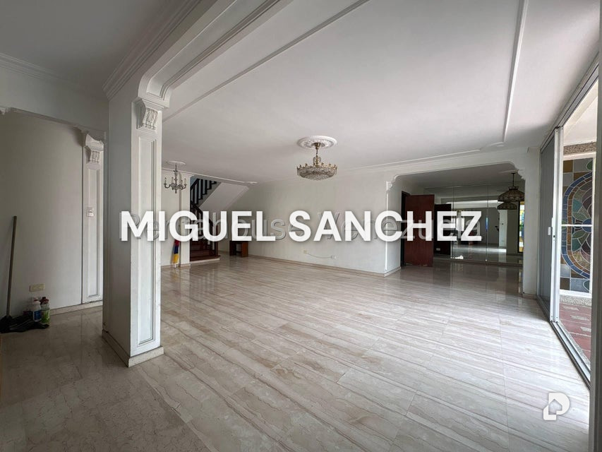 Casa en La Trinidad, Caracas – 5