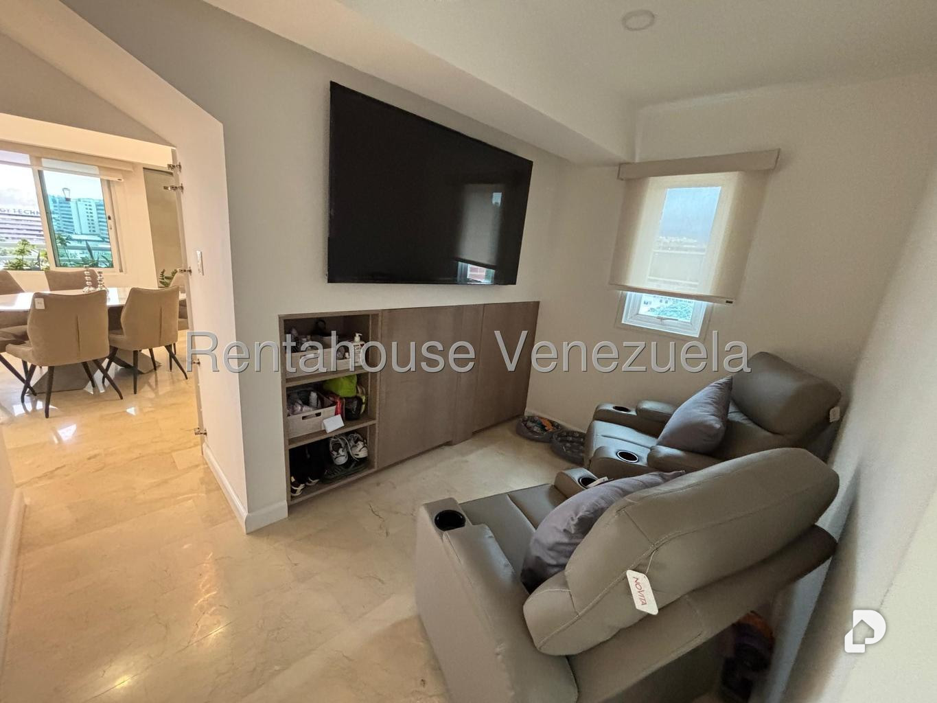 Apartamento en El Rosal, Caracas – 11