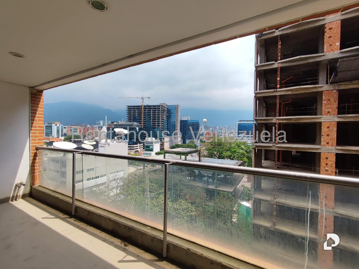 Apartamento en Las Mercedes, Caracas – 10