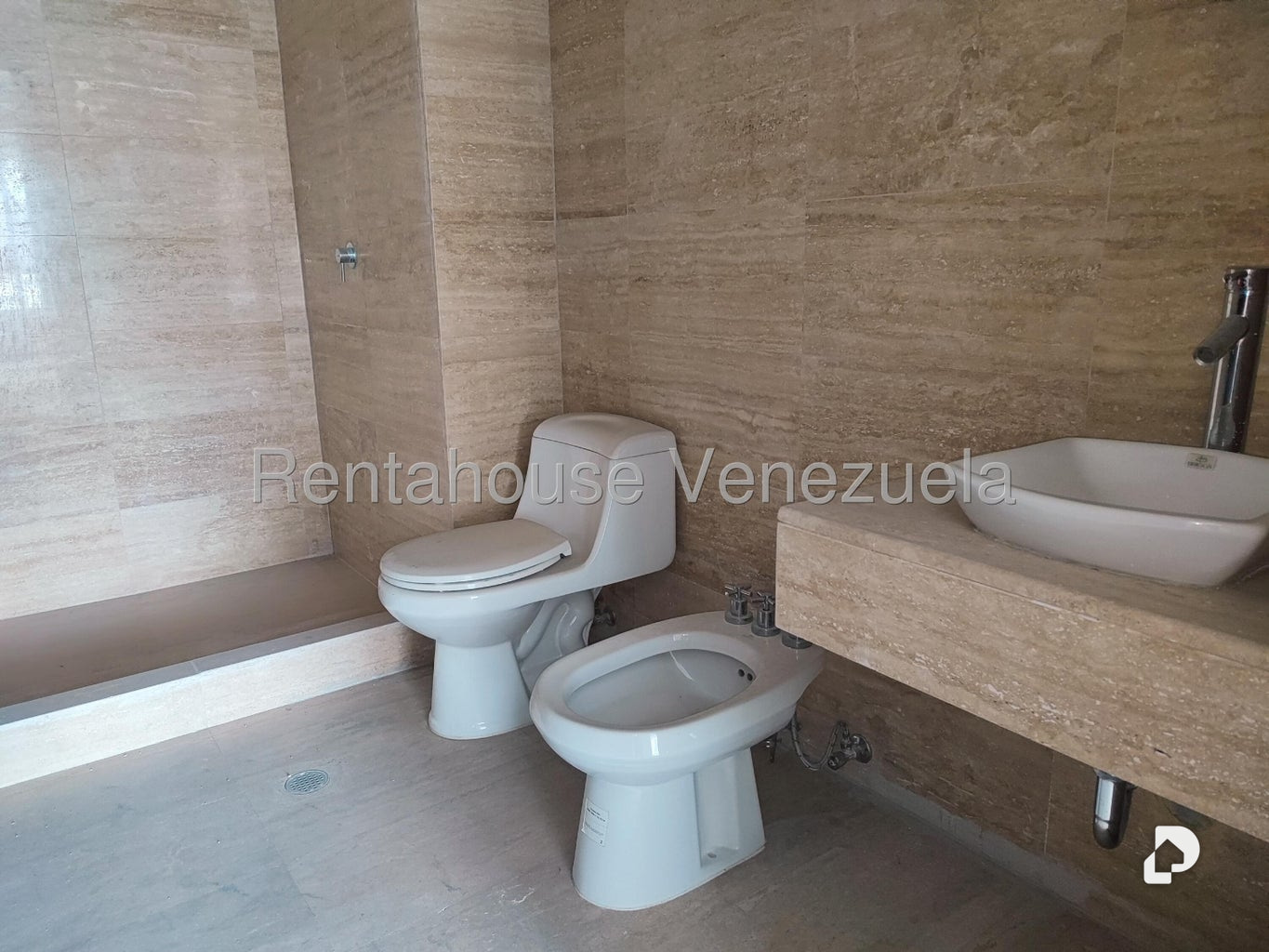 Apartamento en Las Mercedes, Caracas – 23