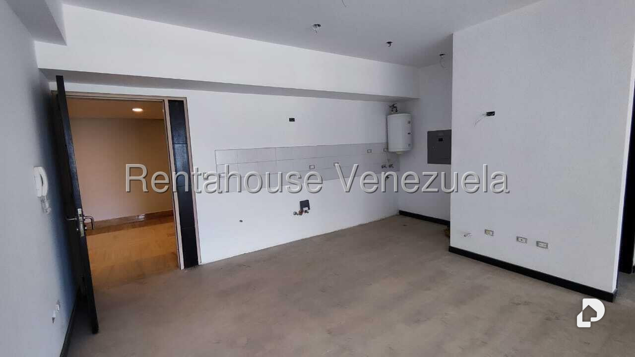 Apartamento en Las Mercedes, Caracas – 14