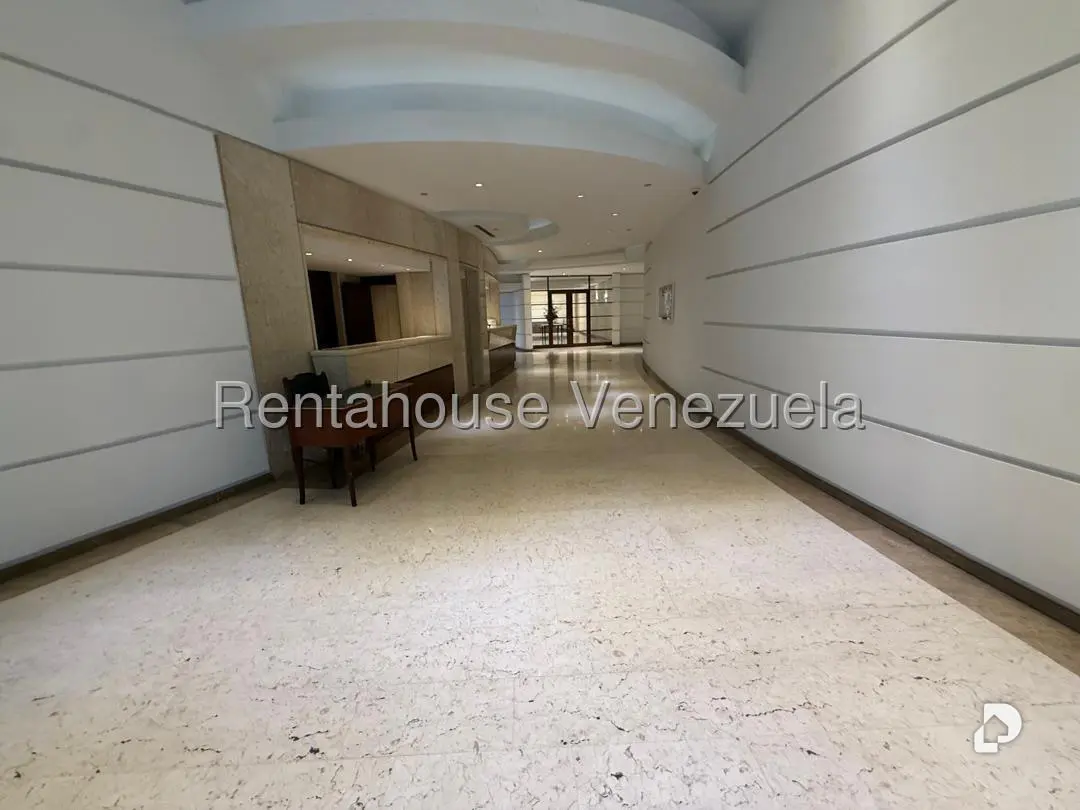 Apartamento en Altamira, Caracas – 4