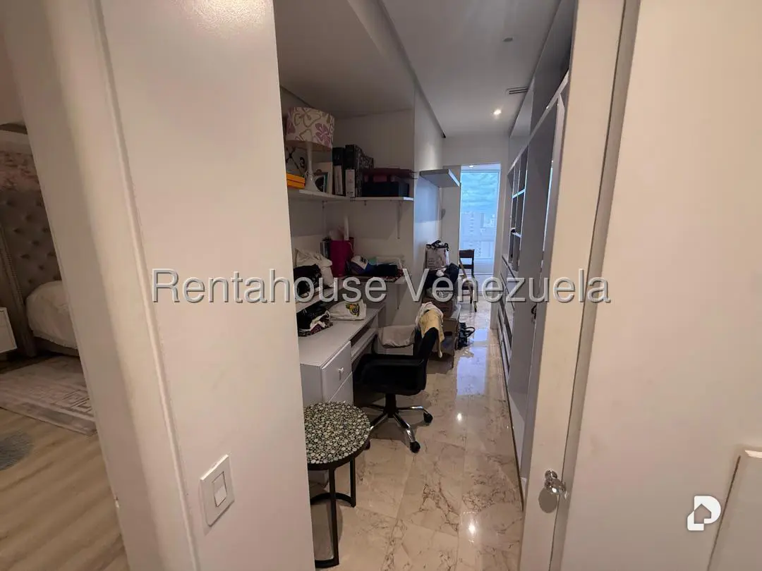 Apartamento en Altamira, Caracas – 29