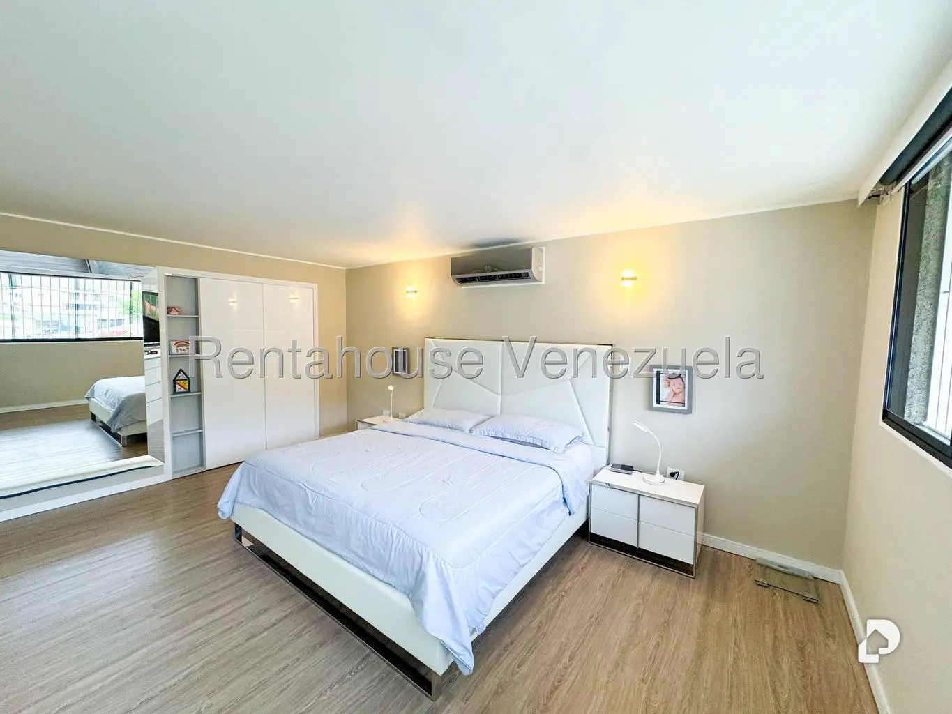 Apartamento en Cumbres de Curumo, Caracas – 28