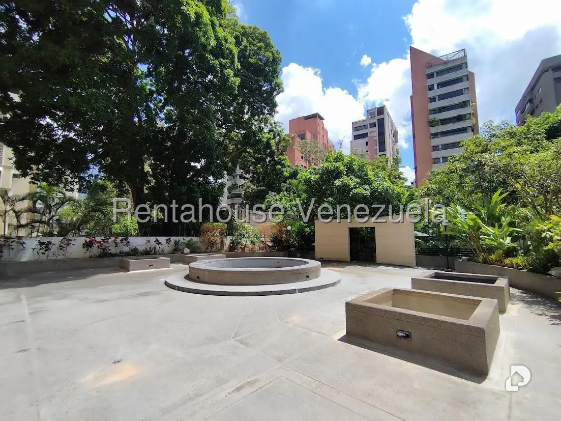Apartamento en La Florida, Caracas – 28